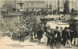 Bagne Et Bagnards - La Rochelle - Embarquement Des Forçats Et Récidivistes Pour Saint-Martin - N° 144 (voir 2 Scans) - Bagne & Bagnards