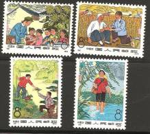 O) 1974 CHINA-PRC, BAREFOOT DOCTORS, SET FOR 4 XF.- - Neufs