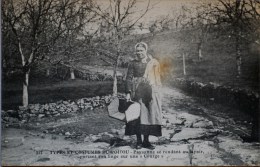 TYPES Et COSTUMES Du POITOU- - Poitou-Charentes