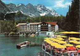 Deutschland, Eibsee /Oberbayern/ Eibsee-Hotel+ Eibseepavillon -Terrasse Mit Anlegestellefur Motorboot-Rundfahrt, - Zugspitze