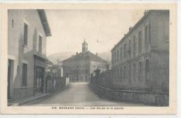 38 // MOIRANS  LES ECOLES ET LA MAIRIE   338 - Moirans