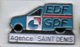 EDF GDF Agence De Saint Denis , Auto Renault - EDF GDF