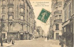 92-Haut-de-Seine _  Levallois-Perret _ Rue Poccard  (angle De La Rue Gravel Chocolat Salavin - Levallois Perret