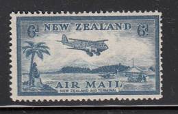 New Zealand MH Scott #C8 6p Plane Over Landing Field, Blue - Luchtpost