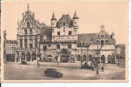 BELGIQUE - MALINES - Hötel De Ville Et Anciennes Halles Aux Draps - Malines