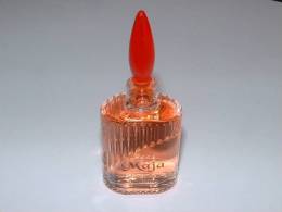 Miniature De Parfum Pleine 5ml - Maja - (sans Boite) - 5/03 - Miniaturen Flesjes Dame (zonder Doos)