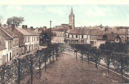 PICARDIE - 60 - OISE - BORAN SUR OISE  - Place Du Carrouge - Colorisée - Boran-sur-Oise