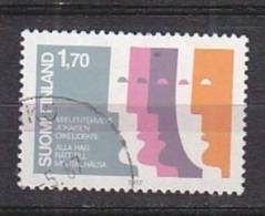 L5630 - FINLANDE FINLAND Yv N°979 - Gebraucht