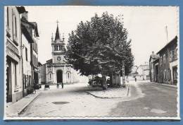 69 - VAULX En VELIN --  La Place De L'Eglise - 1956 - Vaux-en-Velin