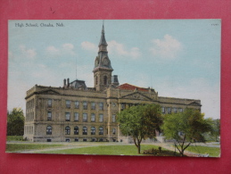 - Nebraska > Omaha  -- High School  Ca 1910  Not Mailed    --- Ref 953 - Omaha