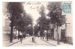 MALAKOFF _ Route De Montrouge _ Belle Animation _ Cyclistes - Malakoff