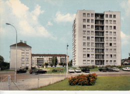 91 - BRETIGNY Sur ORGE - Résidence Victor Hugo - Voitures : Citroën Ami6, Panhard, Peugeot.... - Bretigny Sur Orge