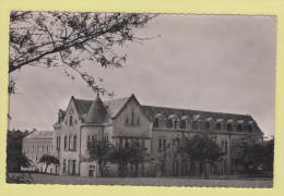 ENTRAMMES --> Abbaye Cistercienne De Notre-Dame De Port Du Salut. Le Nouveau Monastère - Entrammes