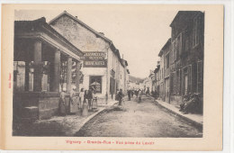 52 // VIGNORY  Grande Rue, Vue Prise Du Lavoir   ANIMEE   Edit Benet - Vignory