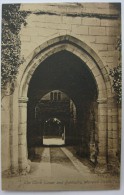 England / Angleterre - The Clock Tower And Portcullis - Warwick Castle  - Unusual View - Warwick