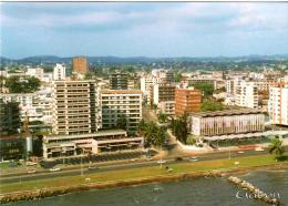 Libreville : Le Bord De Mer Et La Rue De L'ancienne Mairie - Gabun