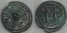 EMPIRE BYZANTIN . JUSTIN I . FOLLIS . 527 à 565 . - Bizantine