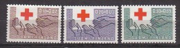 L5913 - FINLANDE FINLAND Yv N°551/53 ** CROIX ROUGE - Neufs