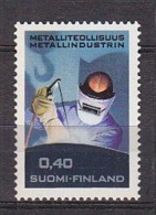 L5956 - FINLANDE FINLAND Yv N°619 ** INDUSTRIE - Unused Stamps