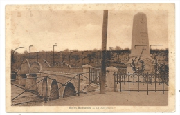 Saint-mammes (77) : Le Monument Aux Morts Près Du Pont  En 1930 (. - Saint Mammes