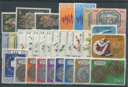 1972 COMPLETE YEAR PACK MNH ** - Años Completos