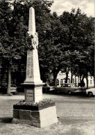 AK Oberwiesenthal, Postmeilensäule, Ung, 1968 - Oberwiesenthal