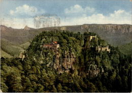 AK Oybin, Blick Vom Pferdeberg Auf Felsengasse Mit Scharfenstein, Gel, 1961 - Oybin