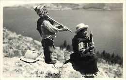 Mai13 857 : Lago Titicaca  -  Flûte Bolivienne  -  Musique Instrument - Bolivien