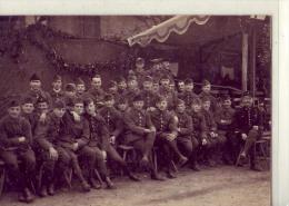 A Identifier  Thème Militaria   Groupe De Soldats - Te Identificeren