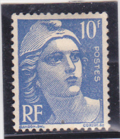 FRANCE    Y.T. N° 723   NEUF*  Charnière - 1945-54 Marianne Of Gandon