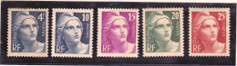 FRANCE    1945-47  Y.T. N° 725  à  733  Incomplet  NEUF*  Charnière Ou Trace - 1945-54 Marianne Of Gandon