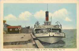 Mai13 1134 : Trois-Rivières  -  Bateau-passeur  -  Ferry At Wharf - Trois-Rivières