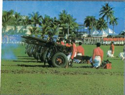 (600) Figi Carte Assez Ancienne - Older Postcard Of Fiji Island - Royal Fiji Military Forces 21 Gun Salute - Fidschi
