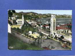 Z - Algérie - PHILIPPEVILLE - Vue Sur La Gare Et L'hôtel De Ville - Voiture - Skikda - Skikda (Philippeville)