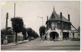 93 - LE BLANC-MESNIL - Avenue Henri Barbusse - CPSM - Bazar, Quincaillerie, Voiture 4 CV - Le Blanc-Mesnil