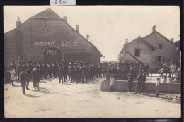 Marchissy (Vaud ) ; Sur La Place, Rassemblement Du Bataillon 13 En 1921 ; Papier Neutre Collé Au Verso(-830) - Marchissy