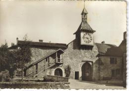 CPSM SAINT PREX (Suisse-Vaud) - Horloge Et Porte D'entrée - Saint-Prex