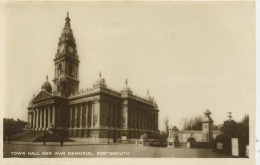 HANTS - PORTSMOUTH - TOWN HALL AND WAR MEMORIAL RP Ha103 - Portsmouth