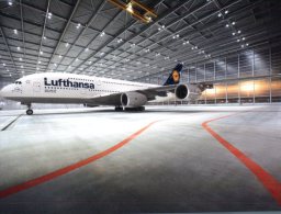 (830) Plane Lufthansa - Airbus  A380 - Helicopters