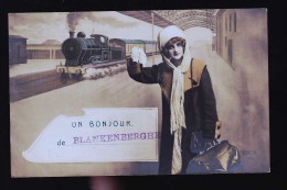 LOCOMOTIVE BONJOUR DE BLANKENBERGUE - Estaciones Con Trenes