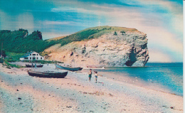 Percé Gaspésie Québec P.Q.  - Cap Les Trois Soeurs Cape - Fishing Boats - Animated - Percé