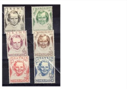 Pays-Bas (1946)  - "Oeuvres Pour L'Enfance" Neufs* - Unused Stamps