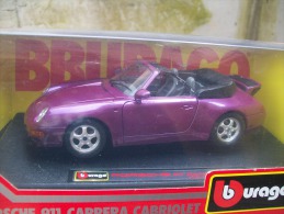 BURAGO - PORSCHE 911 CARRERA CABRIOLET  SPIDER   AVEC SA  BOITE  Scala 1/24 - Burago