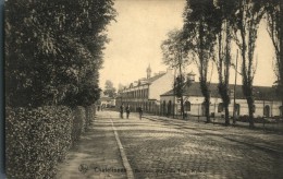 Chatelineau Bureaux Et Rue Du Trieu Kaisin - Chatelet