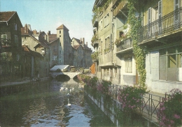 Annecy Vieux Quartiers Et Quais Fleuris Pont Morens - Annecy-le-Vieux