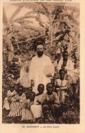 CARTE POSTALE ANCIENNE. BENIN. DAHOMEY.  LE PERE LEDIS. - Benin