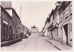 Carte Postale Ancienne Années 60 "Ligny-le-Chatel"(89)  Grand- Rue - Ligny Le Chatel