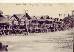 Papouasie  Nouvelle Guinée  Océanie   Hanuabada  Le Village Missionnaire Du Sacré Cœur D'Issoudun  (voir Scan) - Papoea-Nieuw-Guinea