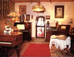 (101) Australia - TAS - New Norfolk Old COlony Inn Music Room (piano) - Autres & Non Classés
