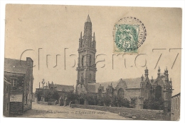 Lampaul-Guimiliau (29) : L´église Vue De La Place En 1907. - Lampaul-Guimiliau